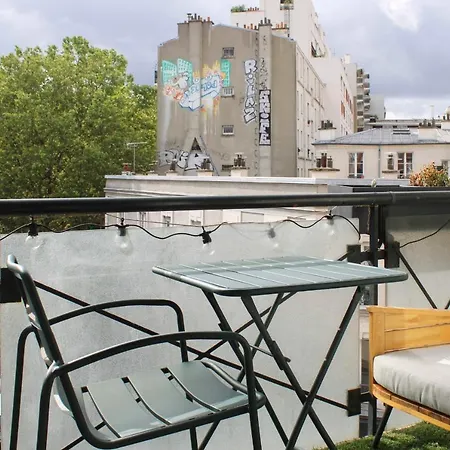 Appartamento Crossing Cocoon With Balcony And Clear View